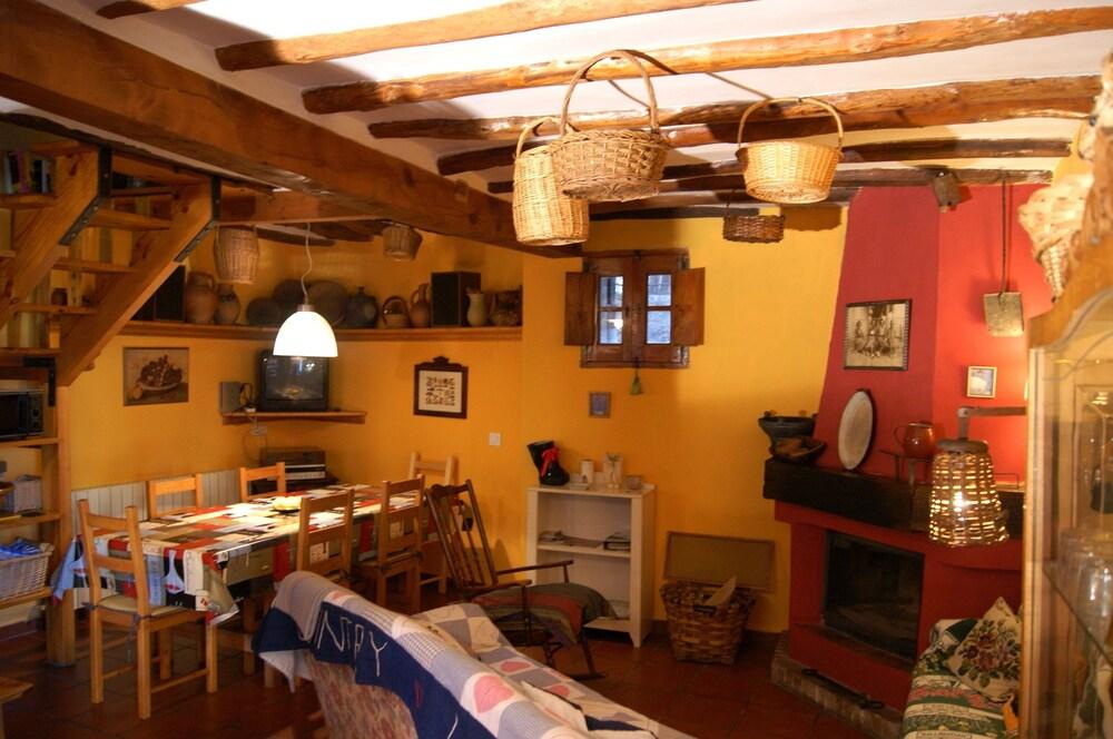Casasdetrevijano Canon Del Rio Leza Soto en Cameros 외부 사진